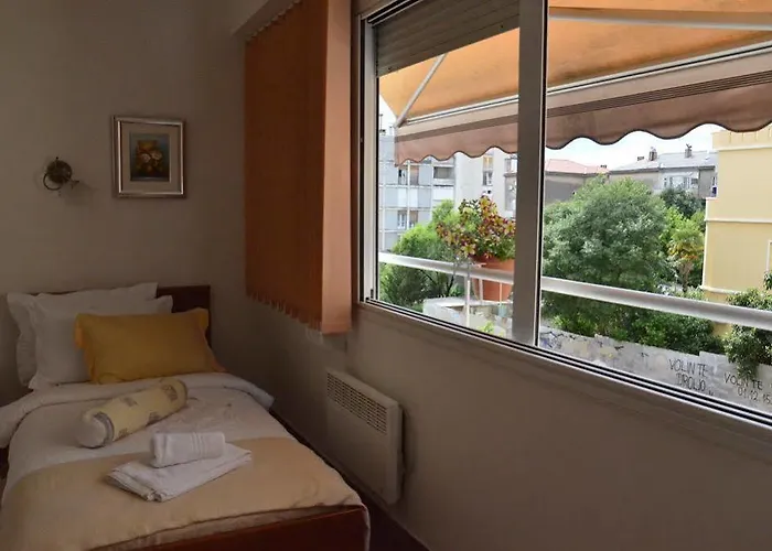 Apartman In *